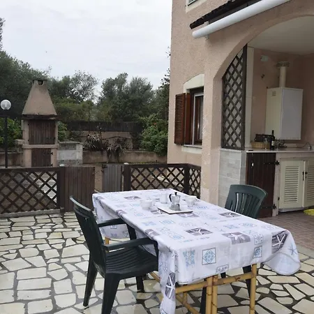 La Casa Con Giardino - * 奧爾比亞
